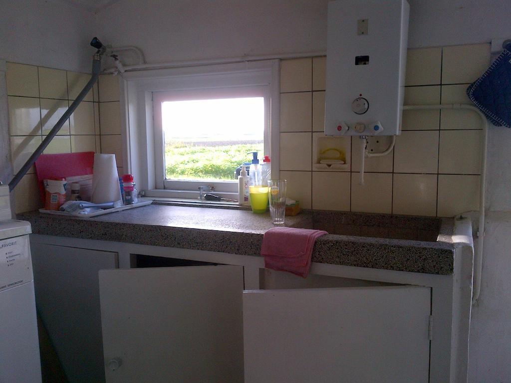 Farmhouse Near Beach Kloosterzande Екстериор снимка